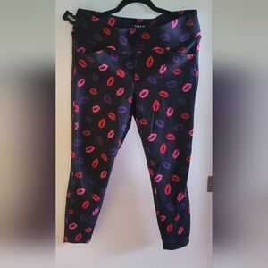 Torrid Black Pixie Leggings with Red Lip Print